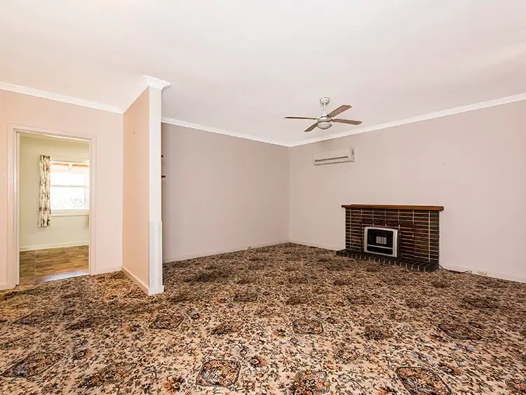 Fourth view of Homely house listing, 6 Kathleen Close, Maida Vale WA 6057