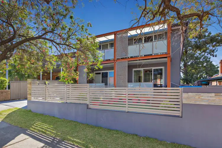 2/6 Dunmore Street, Croydon Park NSW 2133