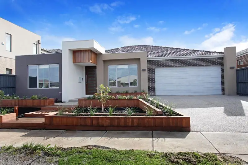 Main view of Homely house listing, 39 Peppermint Grove, Taylors Hill VIC 3037