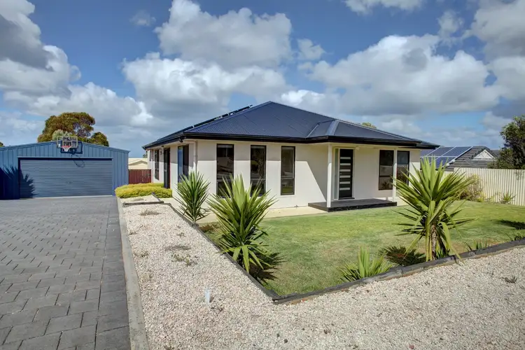 12 Springfield Drive, Port Lincoln SA 5606