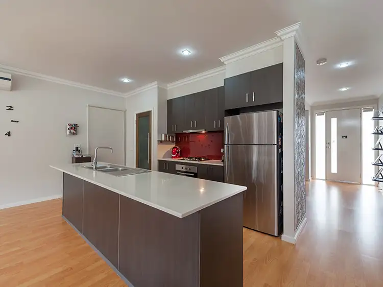 Third view of Homely house listing, 6 Huntingfield Drive, South Morang VIC 3752