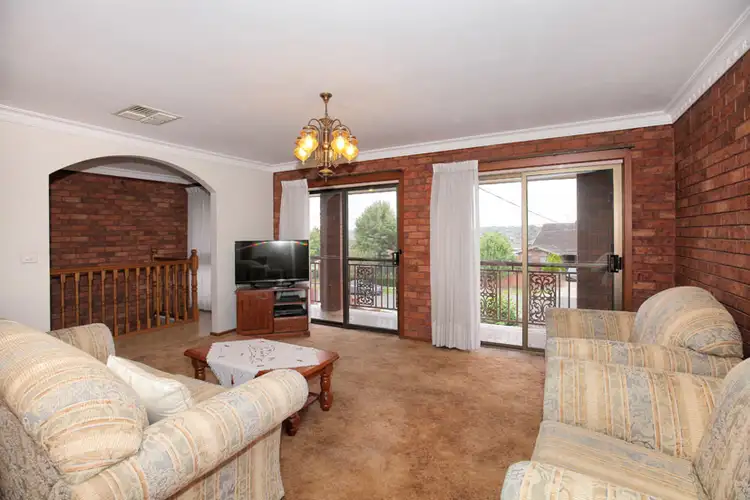 Seventh view of Homely house listing, 6 Reeves Close, Gladstone Park VIC 3043