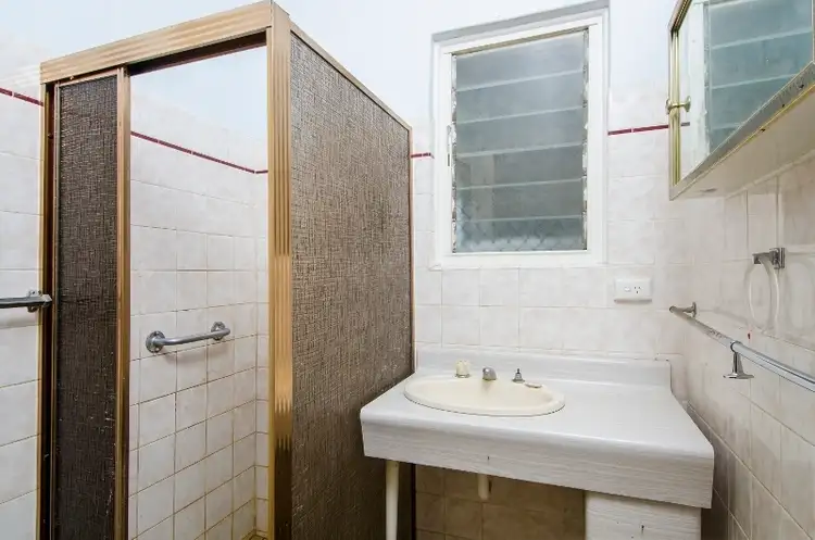 Seventh view of Homely house listing, 6 Tallara Avenue, Mount Gambier SA 5290