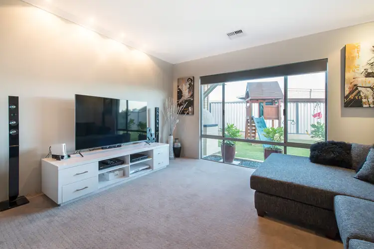 Seventh view of Homely house listing, 5 Adromeda Link, Aubin Grove WA 6164