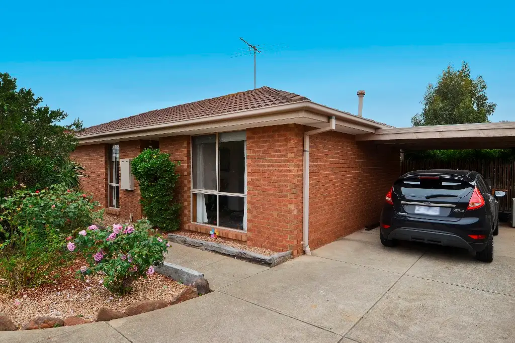 Main view of Homely unit listing, 2/49 Cameron Crescent, Lara VIC 3212