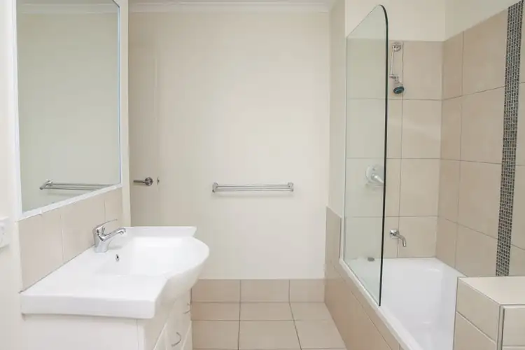 Seventh view of Homely unit listing, 24/2 Shannon Crescent, Dysart QLD 4745