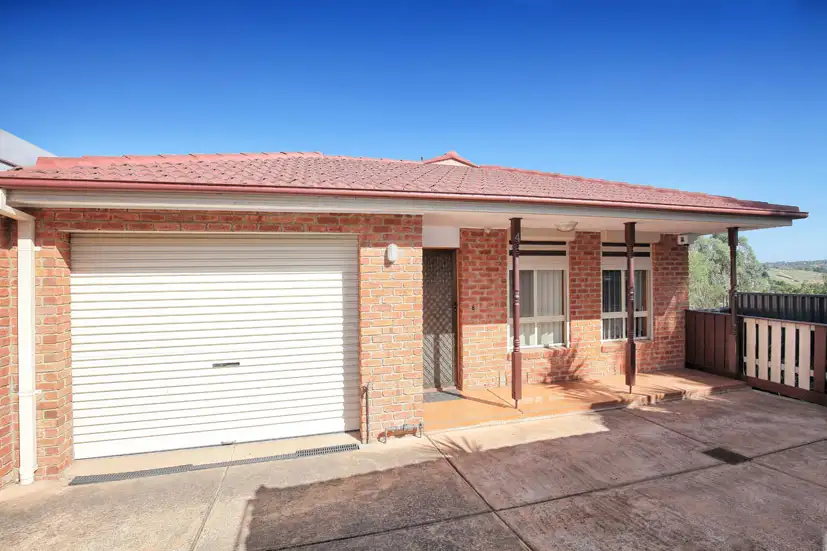 Main view of Homely house listing, 4/37 Rokewood Crescent, Meadow Heights VIC 3048