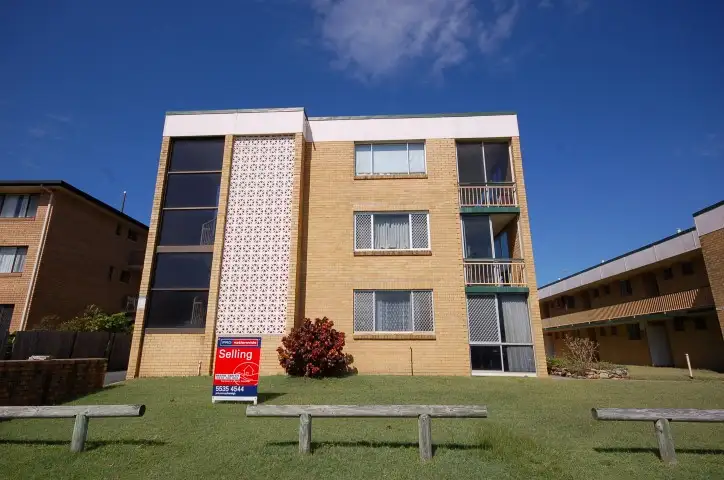 Main view of Homely unit listing, 20/286 The Esplanade, Miami QLD 4220