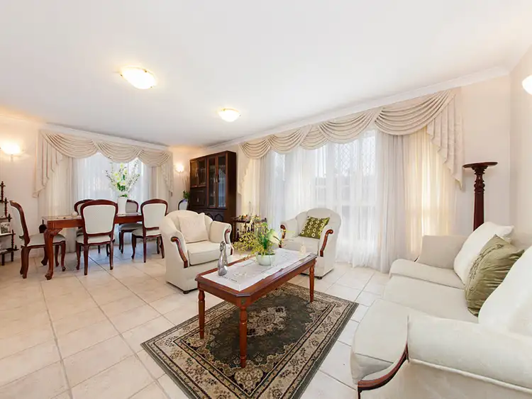 Seventh view of Homely house listing, 4 Silky Oak Crescent, Carindale QLD 4152
