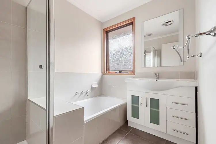 Seventh view of Homely house listing, 9 Pines Way, Craigieburn VIC 3064
