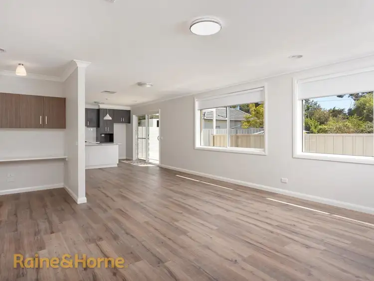 Third view of Homely house listing, 2/32 The Boulevarde, Kooringal NSW 2650