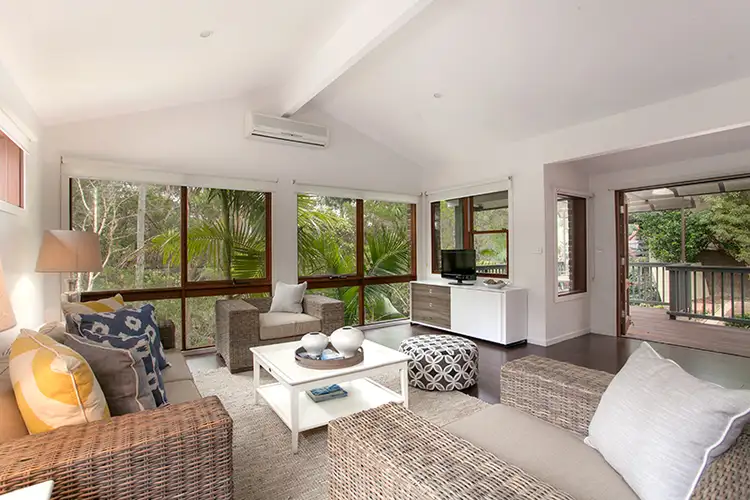 57 Gould Ave, St Ives NSW 2075