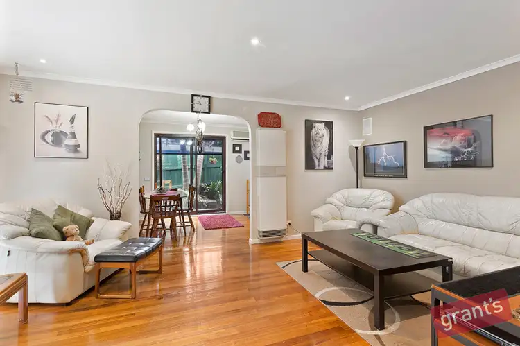 Third view of Homely house listing, 10 Patterson Court, Endeavour Hills VIC 3802