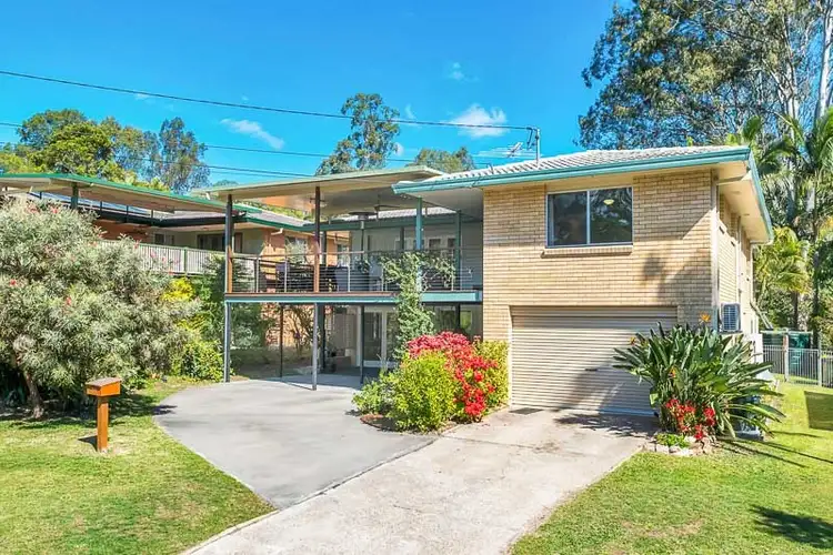 24 Belford Street, Kenmore QLD 4069