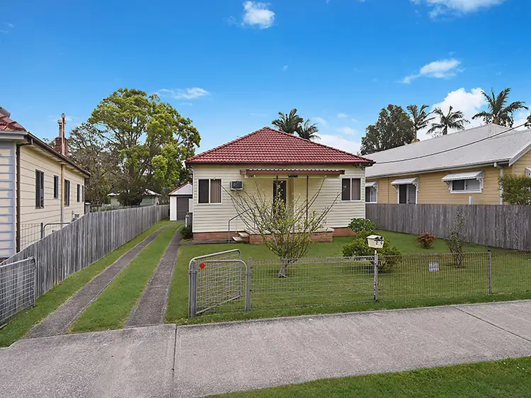 296 Old Pacific Hwy, Swansea NSW 2281