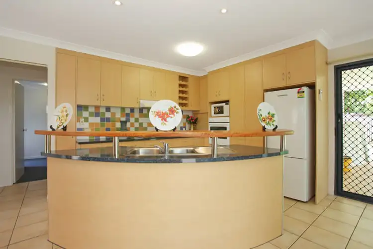 Fourth view of Homely house listing, 2 Daydream Close, Mount Pleasant QLD 4740