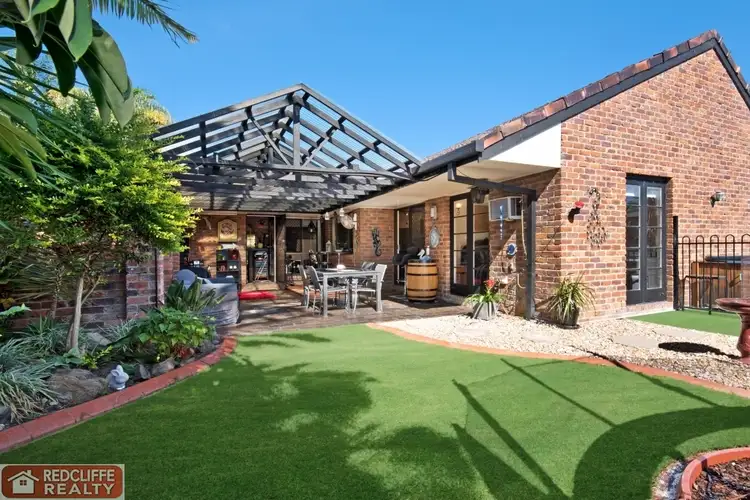 16 Matthew Street, Scarborough QLD 4020