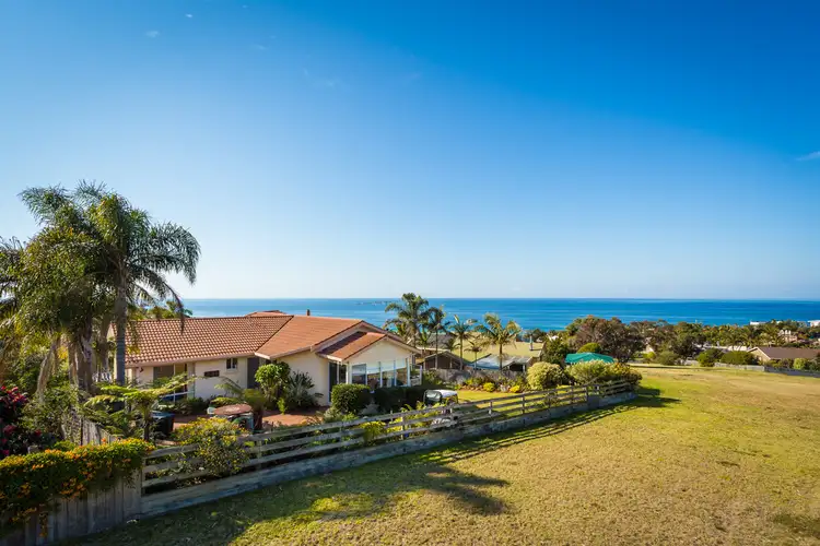 14 Beachview Crt, Tura Beach NSW 2548