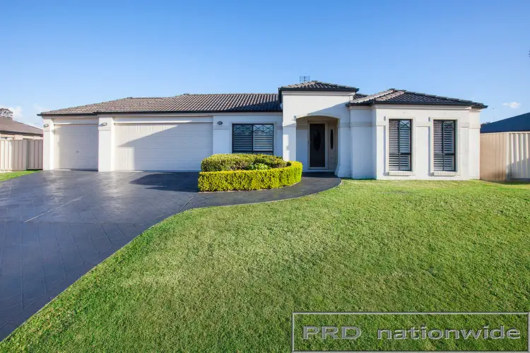 90 Worcester Drive, East Maitland NSW 2323