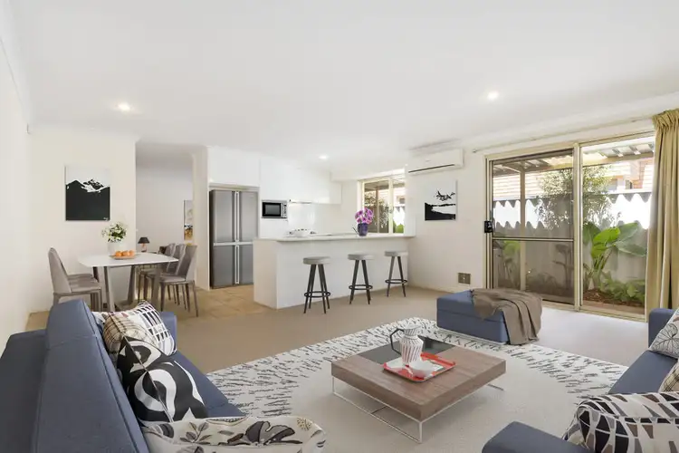 66A Central Road, Rossmoyne WA 6148