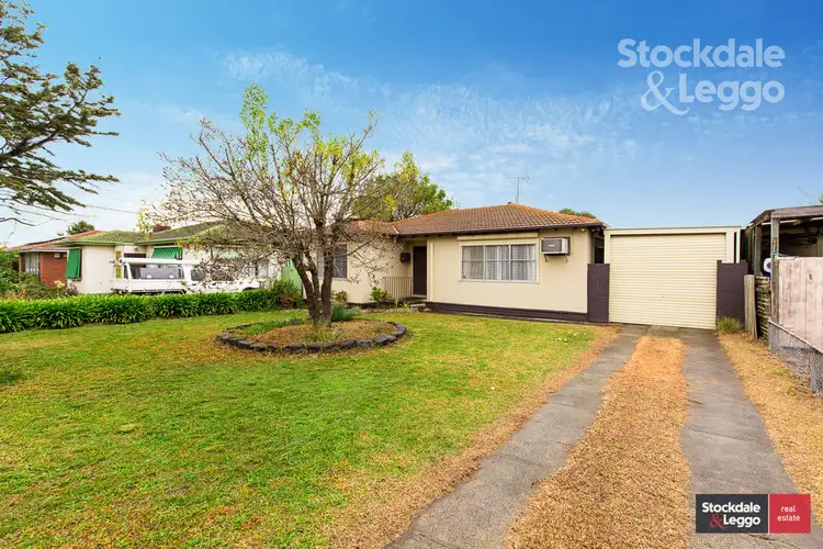8 Barwise Street, Laverton VIC 3028
