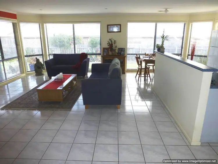 Sixth view of Homely house listing, 10 Bluff Court, Bairnsdale VIC 3875