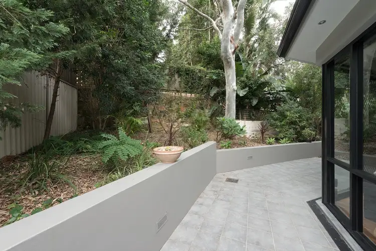 Fifth view of Homely apartment listing, 2/8 Wairoa Avenue, North Bondi NSW 2026