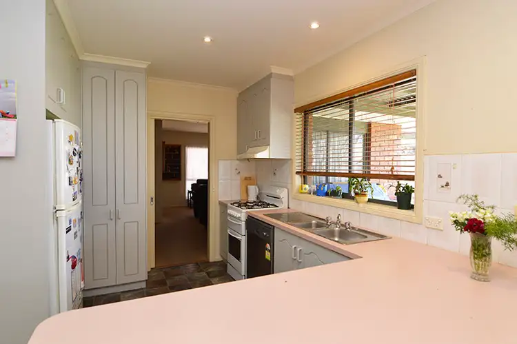 Fifth view of Homely house listing, 7 Amy Court, Mildura VIC 3500