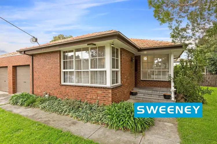 1/1 Bell Avenue, Altona VIC 3018