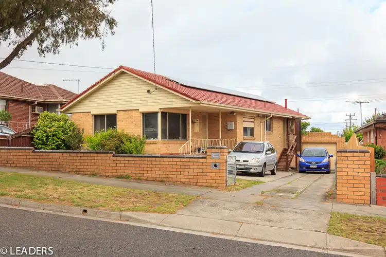 18 Glencannon Crescent, Clayton South VIC 3169