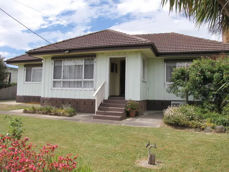 10 Harvey Street, Newborough VIC 3825