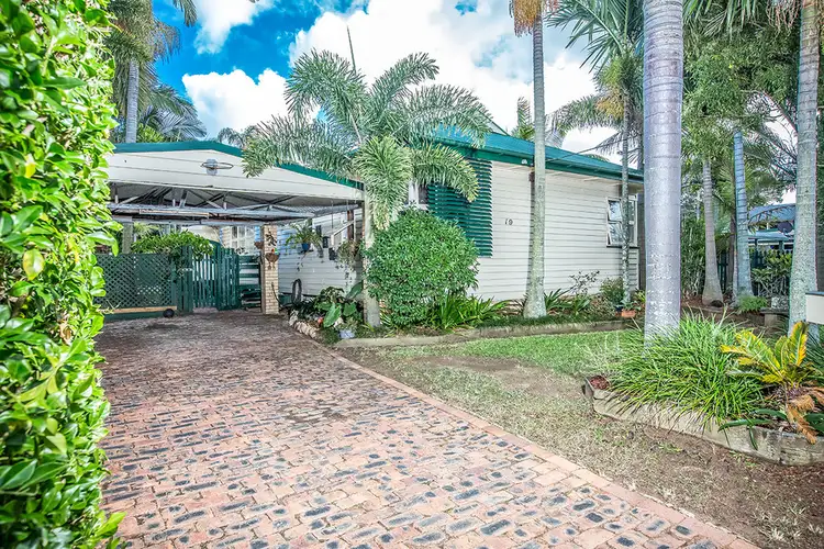 19 Roma Street, Scarborough QLD 4020