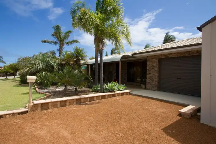 Second view of Homely house listing, 5 Jabiru Way, Waggrakine WA 6530