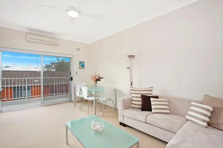 Main view of Homely unit listing, 8/54 Oaks Avenue, Dee Why NSW 2099