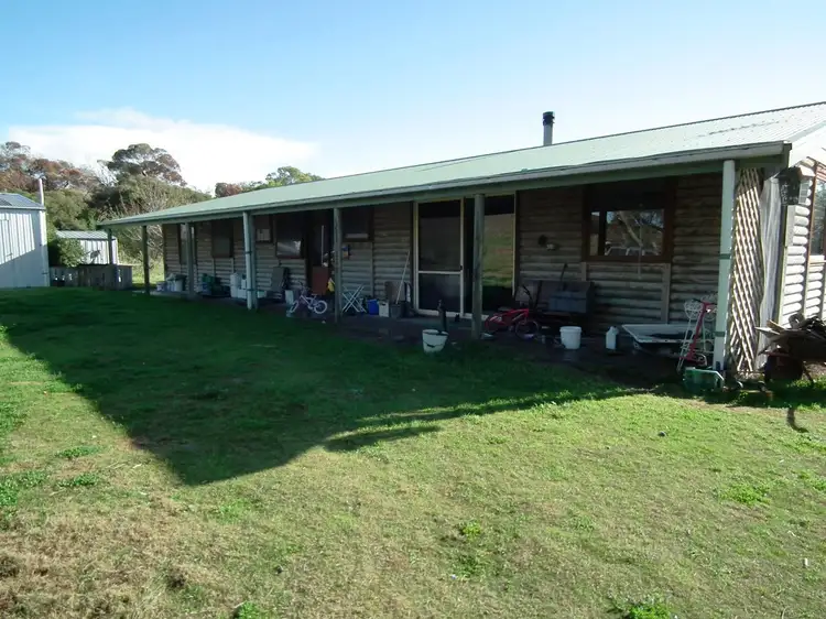 "Cooriboolka" 167 Coffin Bay Road, Coffin Bay SA 5607