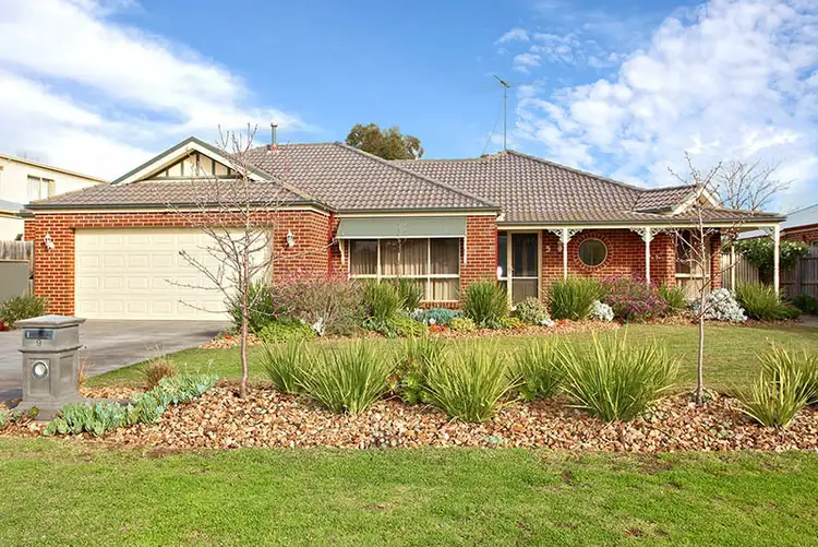 9 Cypress Court, Lara VIC 3212