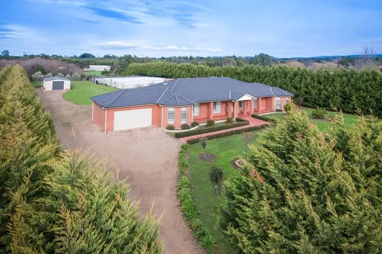 48 Stuartfield Avenue, Romsey VIC 3434