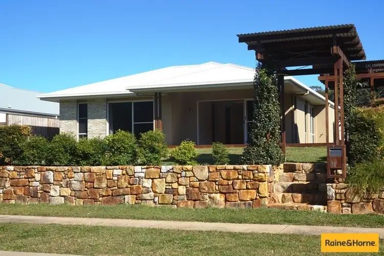 17 Green Bluff Road, Sapphire Beach NSW 2450