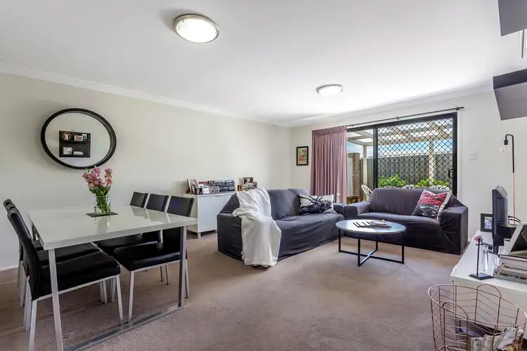 4/438 Hume Street, Middle Ridge QLD 4350