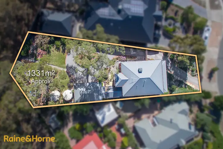 Second view of Homely house listing, 3 Ardoch Court, Sunbury VIC 3429