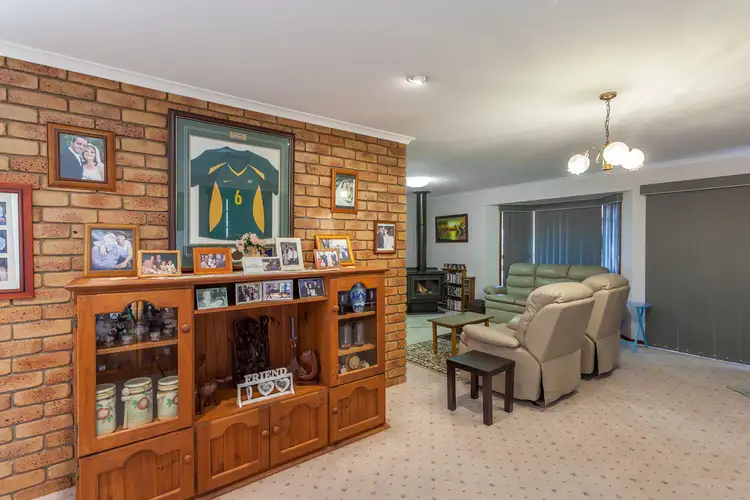 Sixth view of Homely house listing, 4 Selkirk Court, Highfields QLD 4352