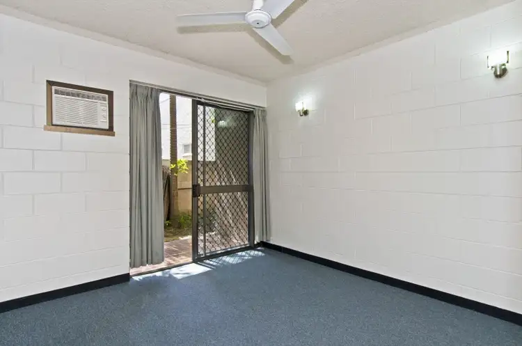 Fourth view of Homely unit listing, Unit 3/16 Old Common Road, Belgian Gardens QLD 4810