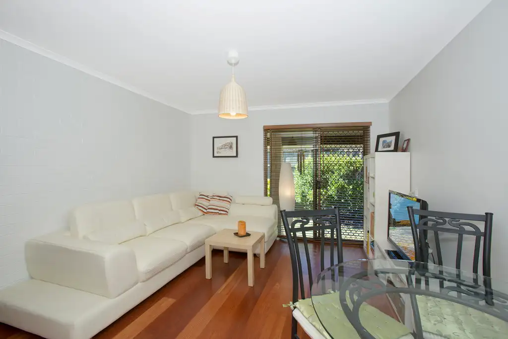 Main view of Homely villa listing, 4 / 7 Honeysuckle Street, Tweed Heads West NSW 2485