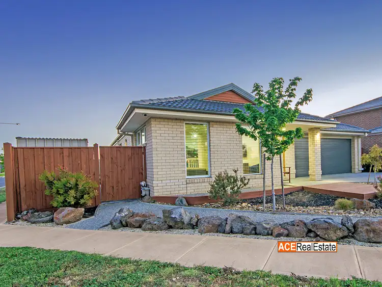 89 Waterways Blvd, Williams Landing VIC 3027