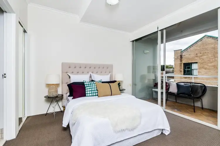 Third view of Homely studio listing, 62/92-120 Cleveland Street, Chippendale NSW 2008