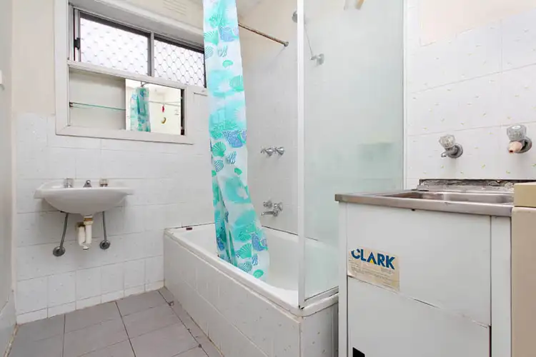 Sixth view of Homely apartment listing, 1/123 Anderson Road, Sunshine VIC 3020
