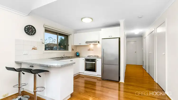 Third view of Homely townhouse listing, 2/39 York Street, Pascoe Vale South VIC 3044