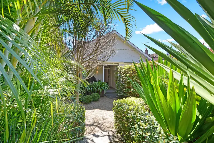 8 Rockley Street, Bondi NSW 2026