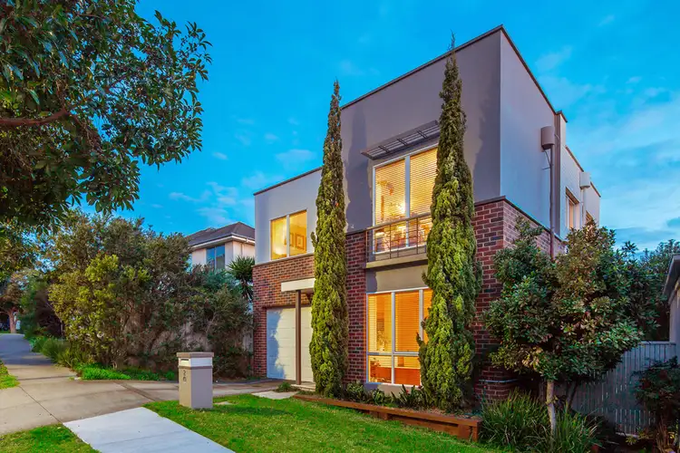 2 Carnoustie Parade, Heatherton VIC 3202