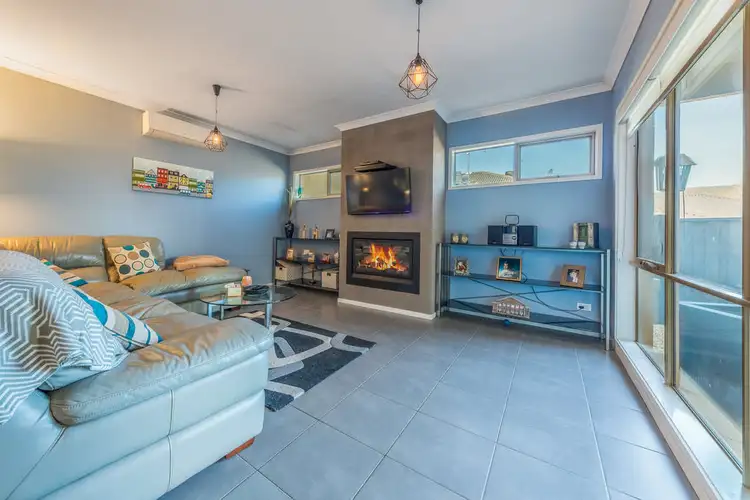Fifth view of Homely house listing, 3 Heffernan Court, Woodend VIC 3442